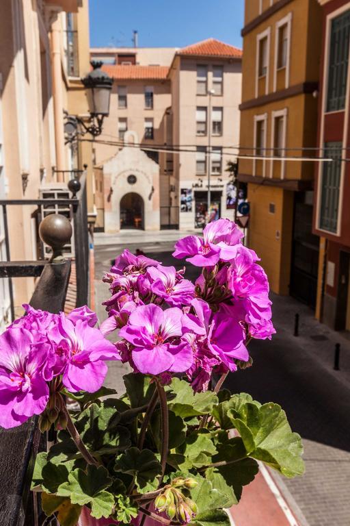 Urbanchicmalaga 3 Bedroom Spacious Quiet Historic Malaga Apt Exterior foto